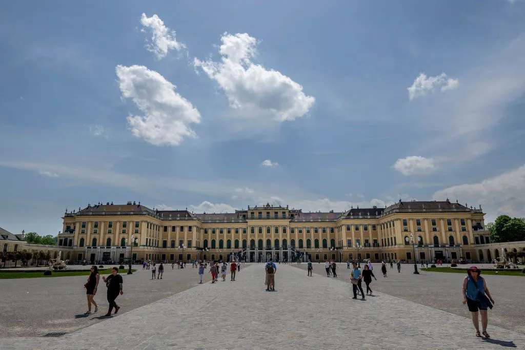<b>Palatul Schönbrunn din Viena</b>