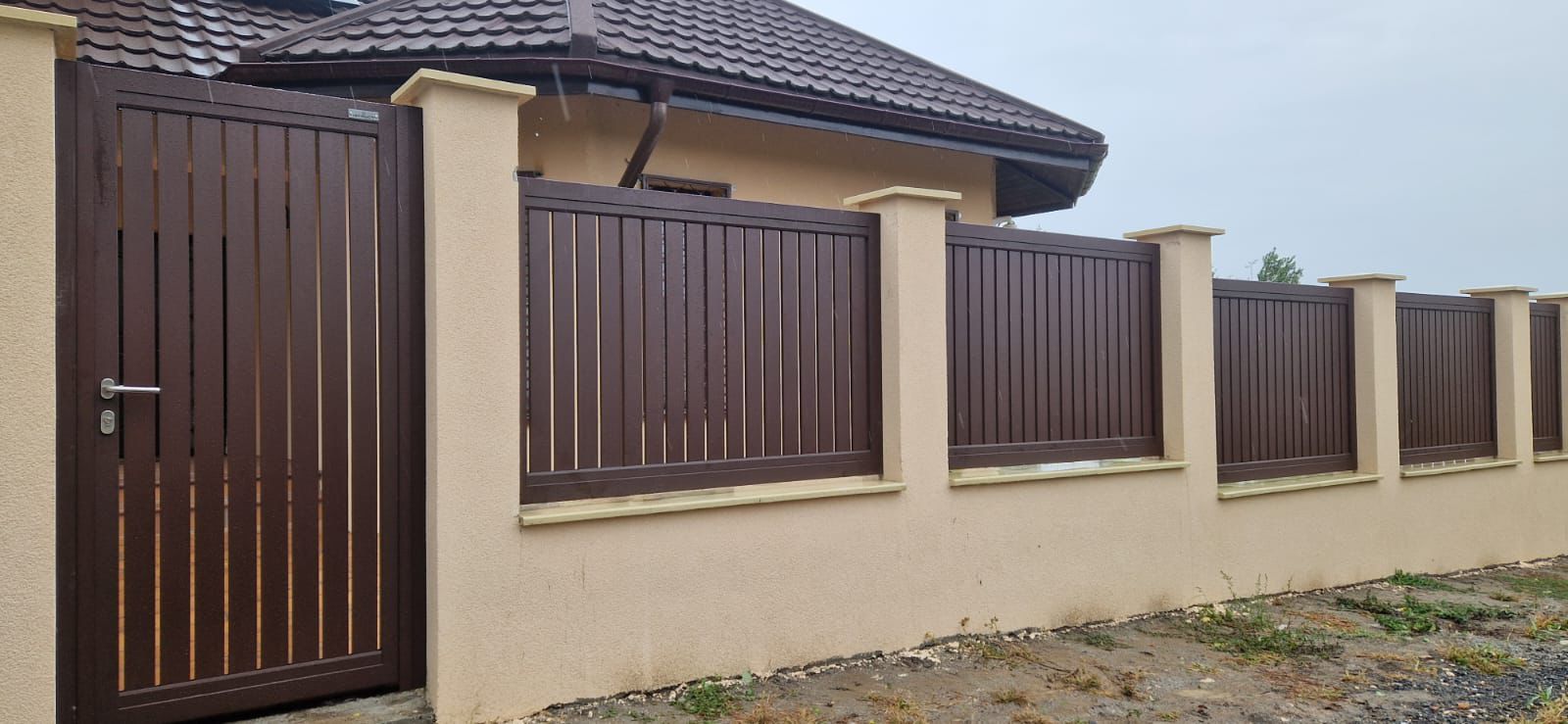 Culori și finisaje pentru gardurile din aluminiu iSTRUCT