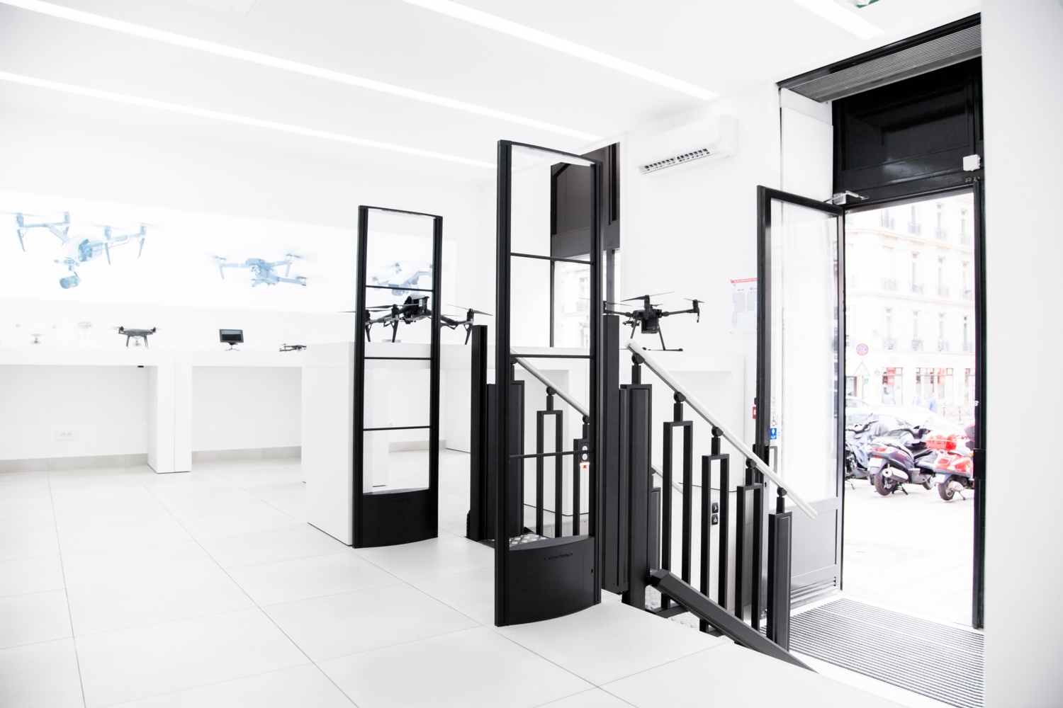 Platforma FlexStep - o solutie 2 in 1 pentru accesul persoanelor pe scari