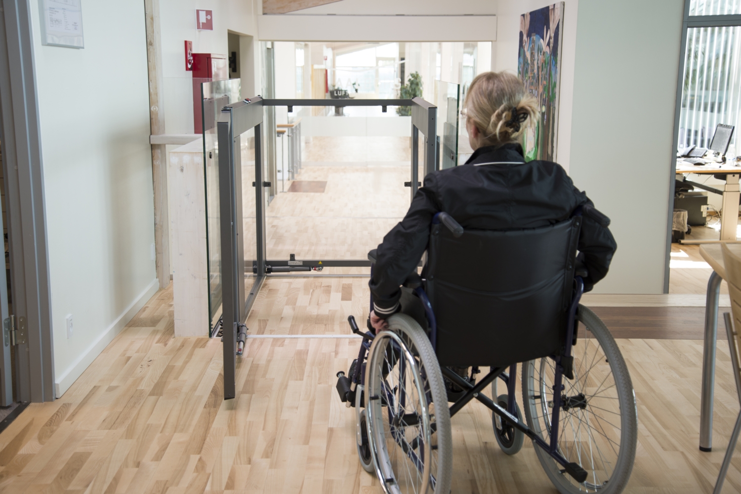 Platforma Easylift pentru persoanele cu dizabilitati locomotorii